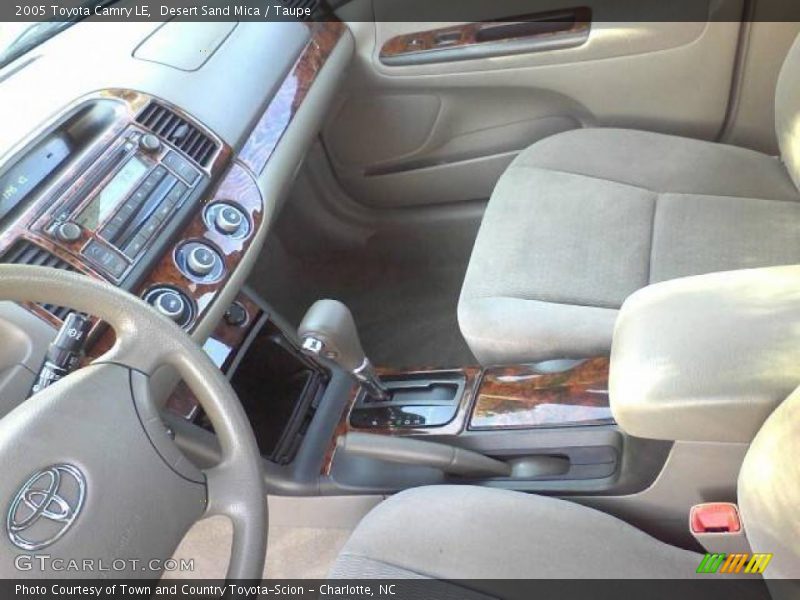Desert Sand Mica / Taupe 2005 Toyota Camry LE