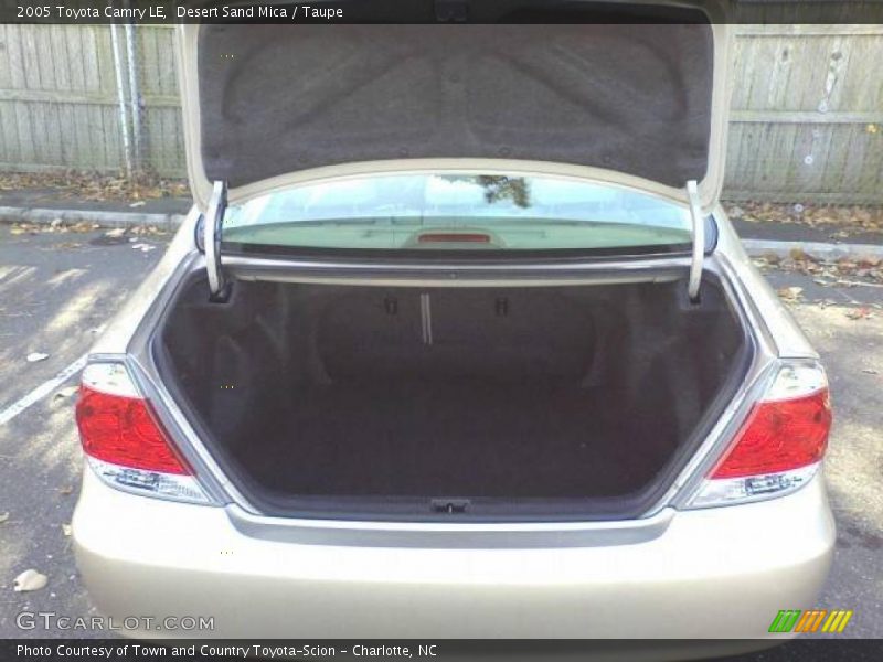 Desert Sand Mica / Taupe 2005 Toyota Camry LE