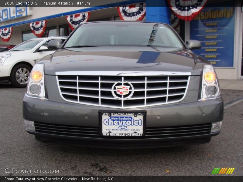 Titanium Metallic / Titanium 2006 Cadillac DTS