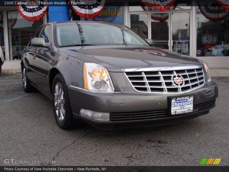 Titanium Metallic / Titanium 2006 Cadillac DTS