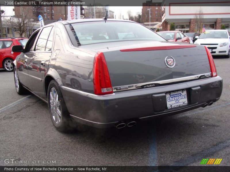 Titanium Metallic / Titanium 2006 Cadillac DTS