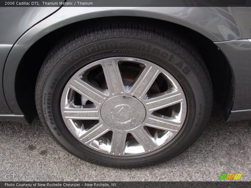 Titanium Metallic / Titanium 2006 Cadillac DTS