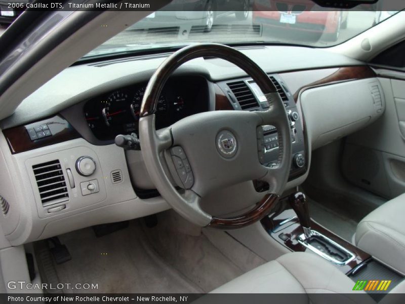 Titanium Metallic / Titanium 2006 Cadillac DTS