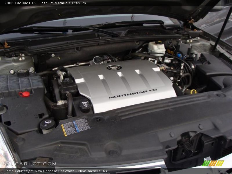 Titanium Metallic / Titanium 2006 Cadillac DTS