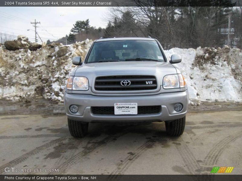 Silver Sky Metallic / Charcoal 2004 Toyota Sequoia SR5 4x4