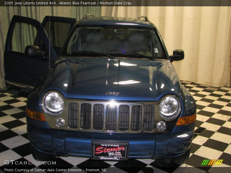 Atlantic Blue Pearlcoat / Medium Slate Gray 2005 Jeep Liberty Limited 4x4