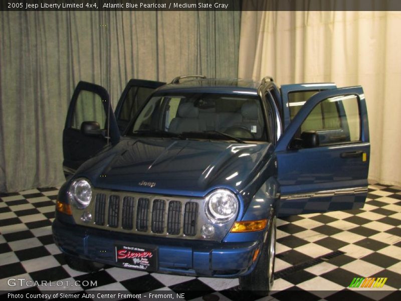 Atlantic Blue Pearlcoat / Medium Slate Gray 2005 Jeep Liberty Limited 4x4