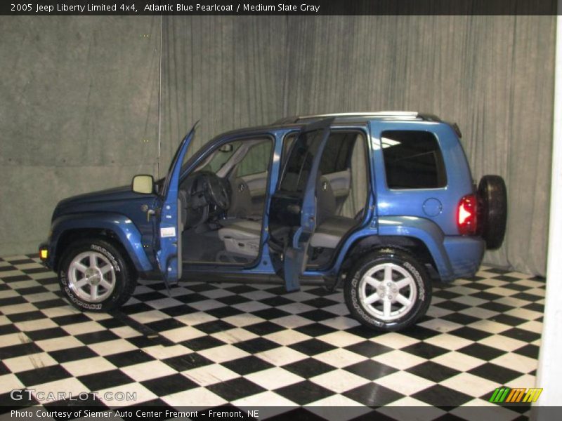 Atlantic Blue Pearlcoat / Medium Slate Gray 2005 Jeep Liberty Limited 4x4