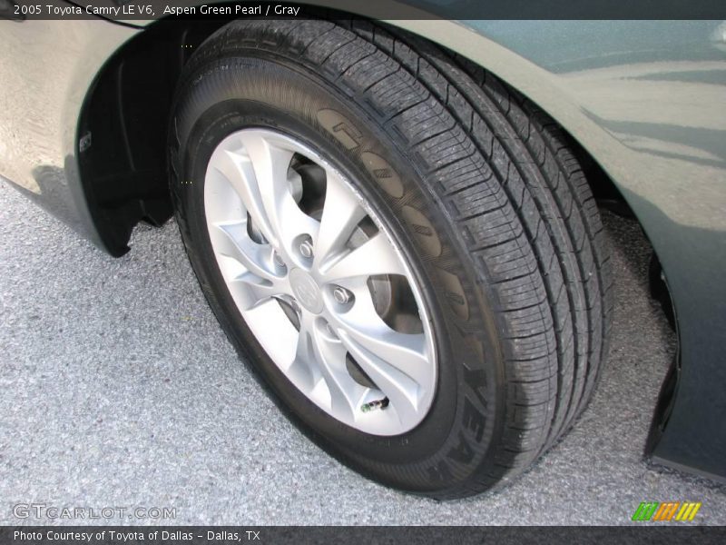 Aspen Green Pearl / Gray 2005 Toyota Camry LE V6