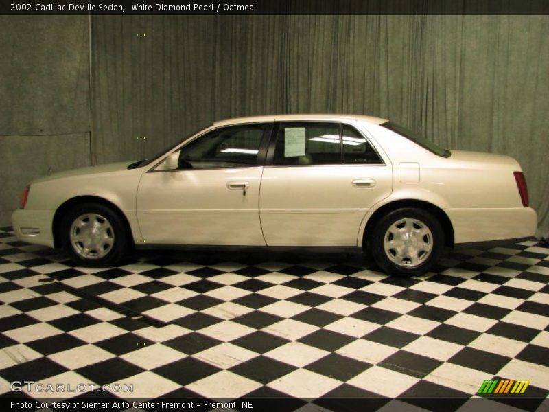 White Diamond Pearl / Oatmeal 2002 Cadillac DeVille Sedan