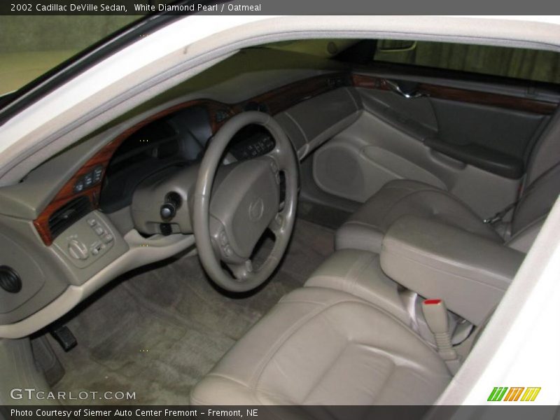 White Diamond Pearl / Oatmeal 2002 Cadillac DeVille Sedan
