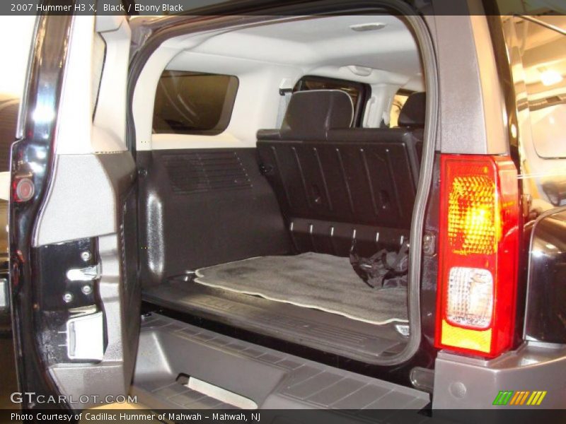 Black / Ebony Black 2007 Hummer H3 X