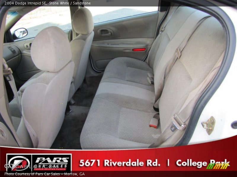 Stone White / Sandstone 2004 Dodge Intrepid SE