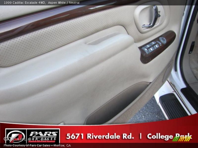 Aspen White / Neutral 1999 Cadillac Escalade 4WD