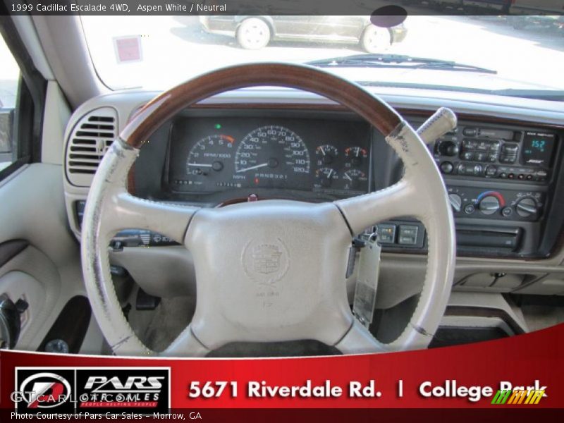 Aspen White / Neutral 1999 Cadillac Escalade 4WD