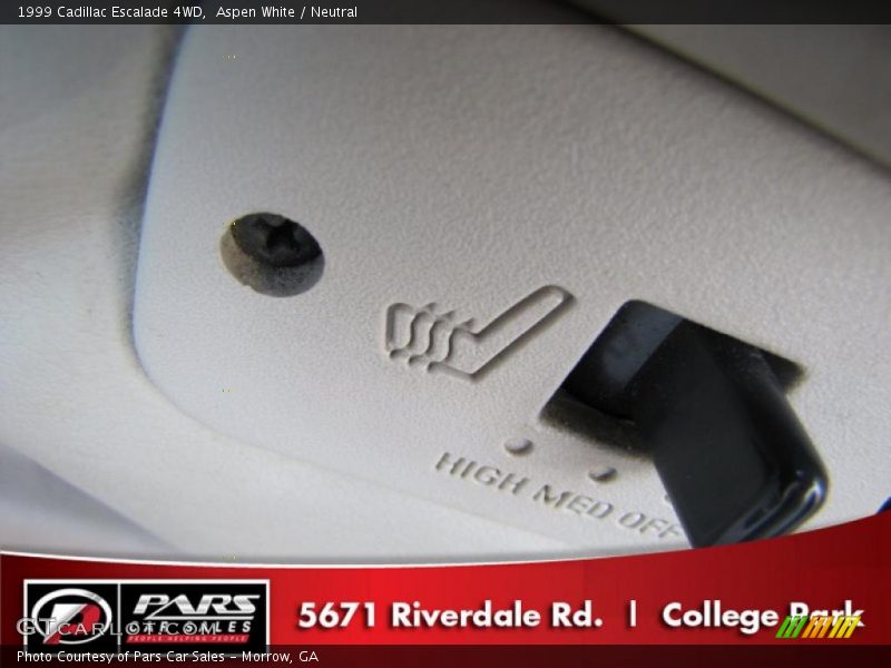 Aspen White / Neutral 1999 Cadillac Escalade 4WD