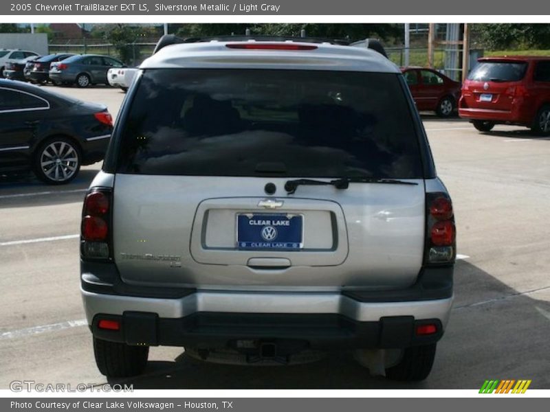 Silverstone Metallic / Light Gray 2005 Chevrolet TrailBlazer EXT LS