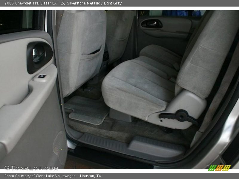 Silverstone Metallic / Light Gray 2005 Chevrolet TrailBlazer EXT LS