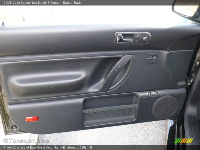 Black / Black 2008 Volkswagen New Beetle S Coupe