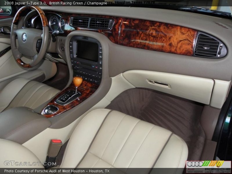 Dashboard of 2008 S-Type 3.0