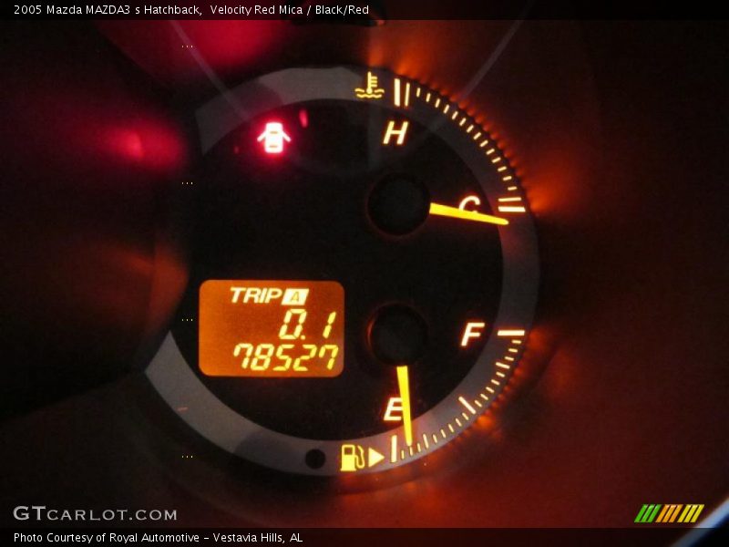 Velocity Red Mica / Black/Red 2005 Mazda MAZDA3 s Hatchback