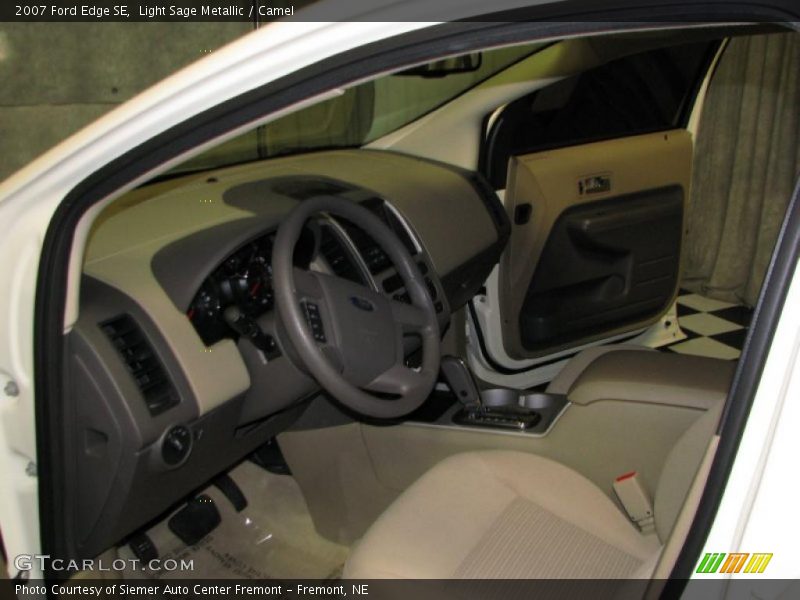 Light Sage Metallic / Camel 2007 Ford Edge SE
