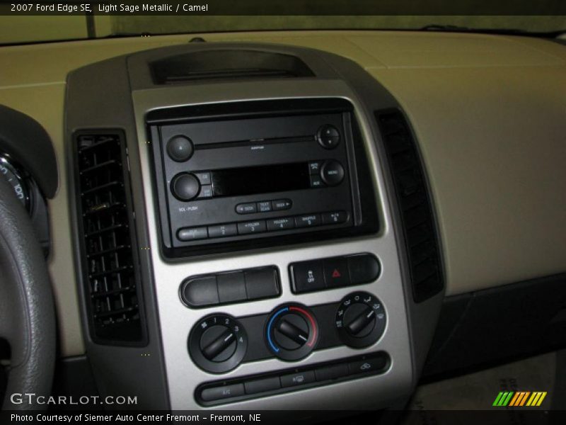 Light Sage Metallic / Camel 2007 Ford Edge SE