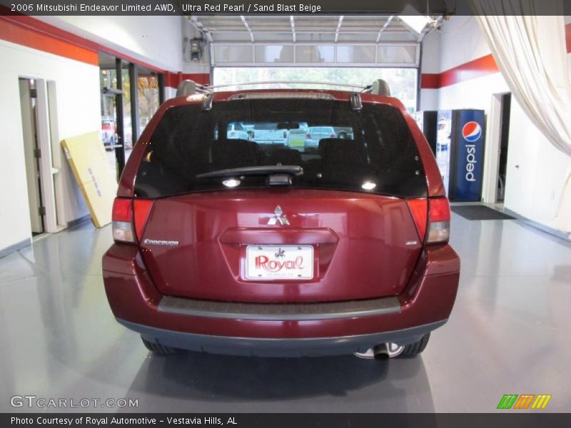 Ultra Red Pearl / Sand Blast Beige 2006 Mitsubishi Endeavor Limited AWD