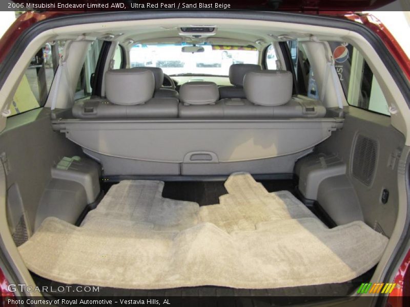 Ultra Red Pearl / Sand Blast Beige 2006 Mitsubishi Endeavor Limited AWD
