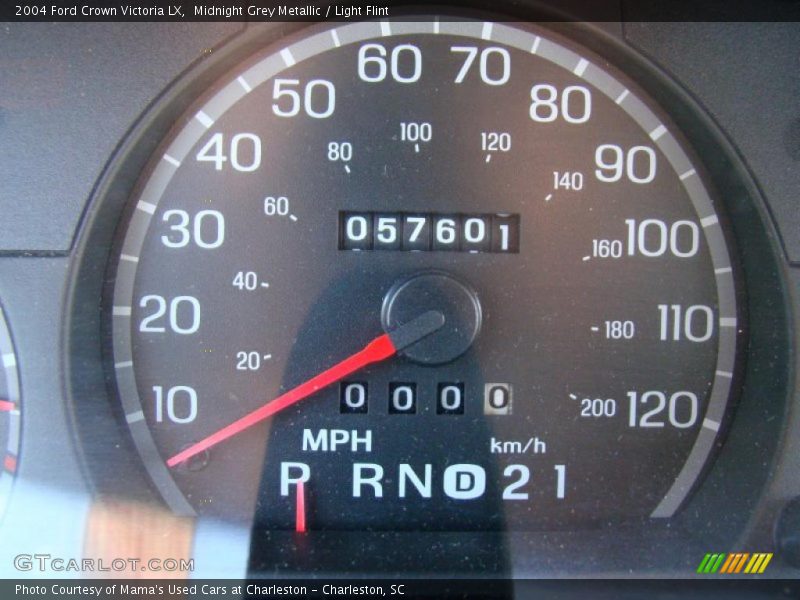 Midnight Grey Metallic / Light Flint 2004 Ford Crown Victoria LX