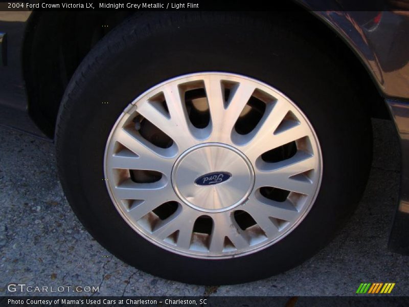 Midnight Grey Metallic / Light Flint 2004 Ford Crown Victoria LX
