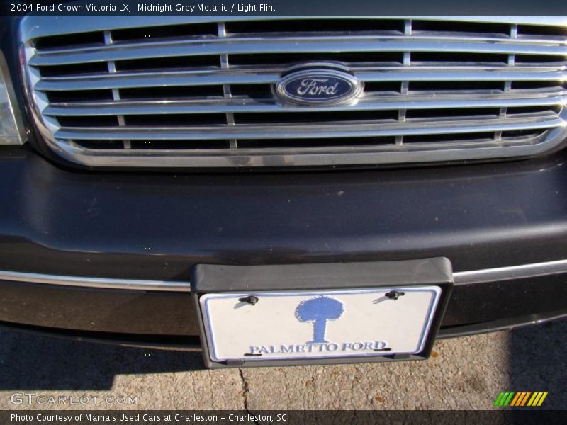 Midnight Grey Metallic / Light Flint 2004 Ford Crown Victoria LX