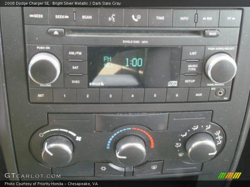 Bright Silver Metallic / Dark Slate Gray 2008 Dodge Charger SE