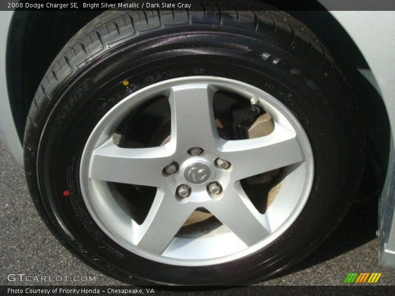 Bright Silver Metallic / Dark Slate Gray 2008 Dodge Charger SE