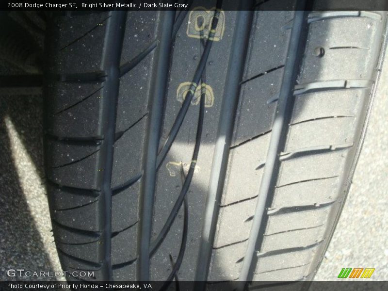 Bright Silver Metallic / Dark Slate Gray 2008 Dodge Charger SE
