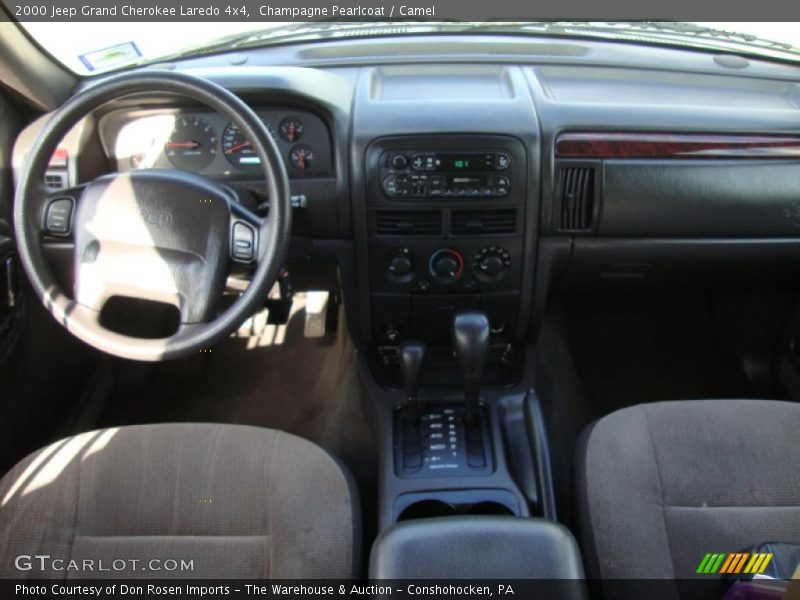 Champagne Pearlcoat / Camel 2000 Jeep Grand Cherokee Laredo 4x4