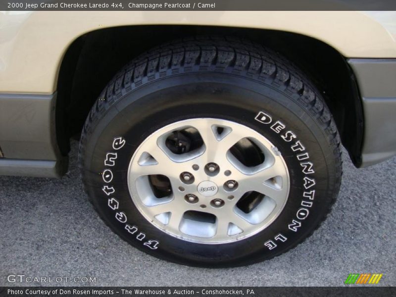 Champagne Pearlcoat / Camel 2000 Jeep Grand Cherokee Laredo 4x4