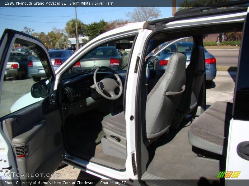 Bright White / Silver Fern 1998 Plymouth Grand Voyager SE