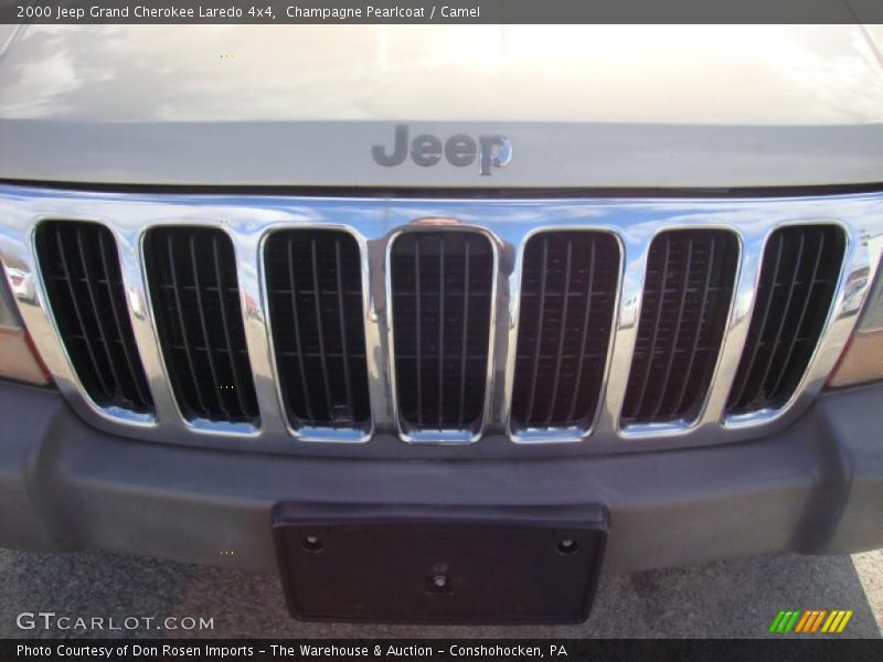 Champagne Pearlcoat / Camel 2000 Jeep Grand Cherokee Laredo 4x4