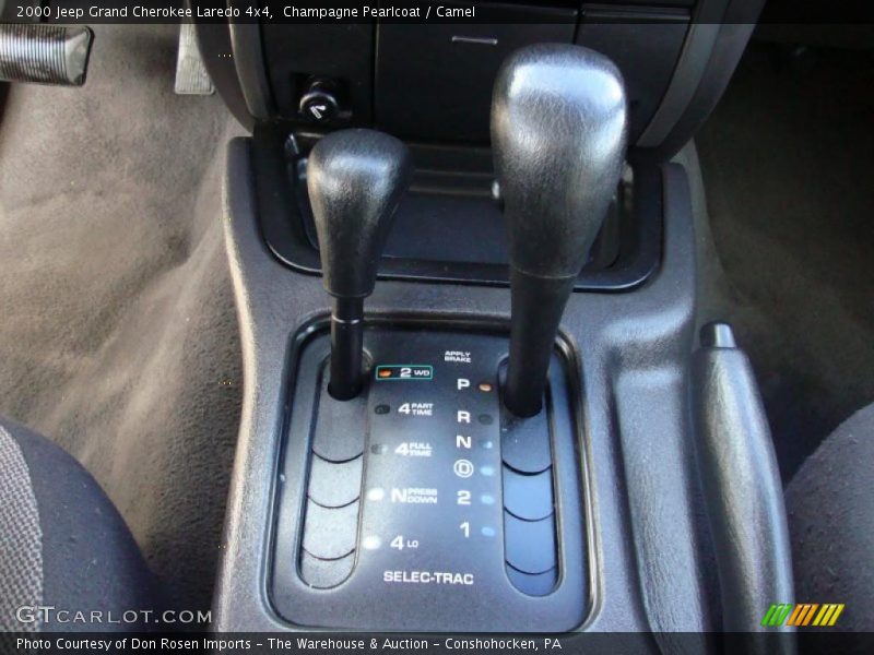 Champagne Pearlcoat / Camel 2000 Jeep Grand Cherokee Laredo 4x4