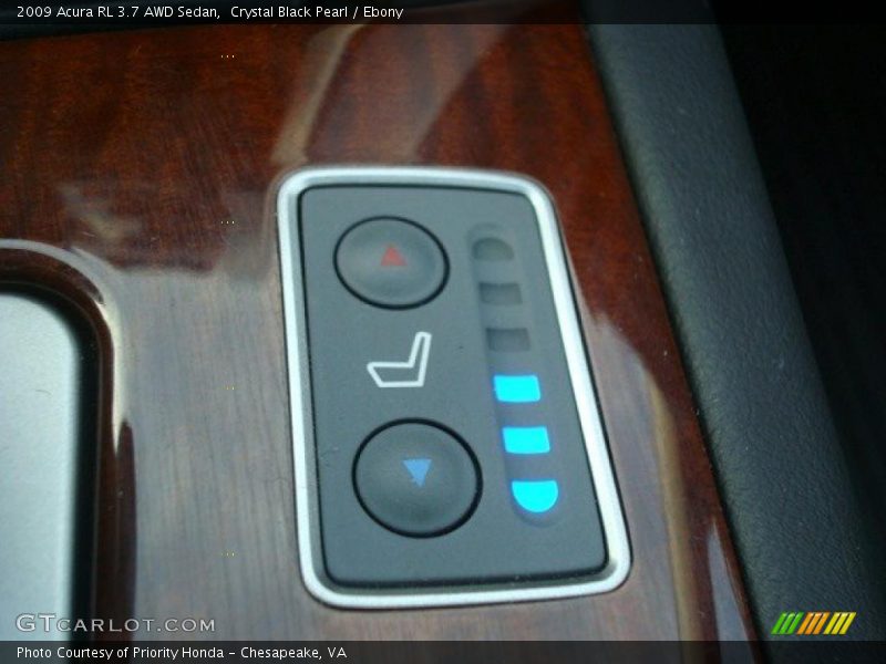 Controls of 2009 RL 3.7 AWD Sedan