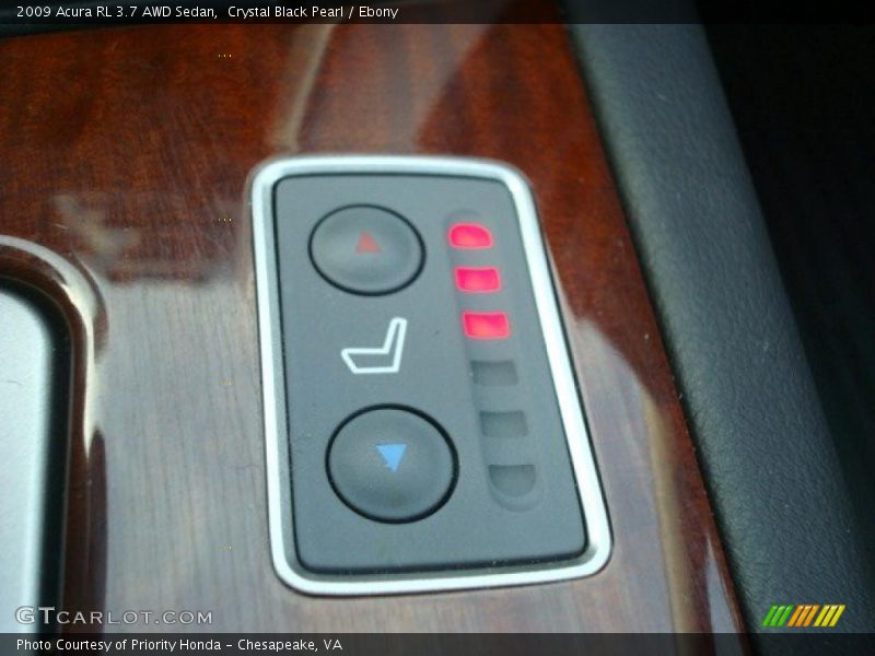 Controls of 2009 RL 3.7 AWD Sedan