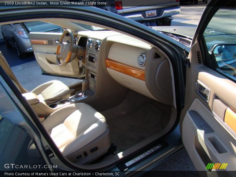 Moss Green Metallic / Light Stone 2009 Lincoln MKZ Sedan