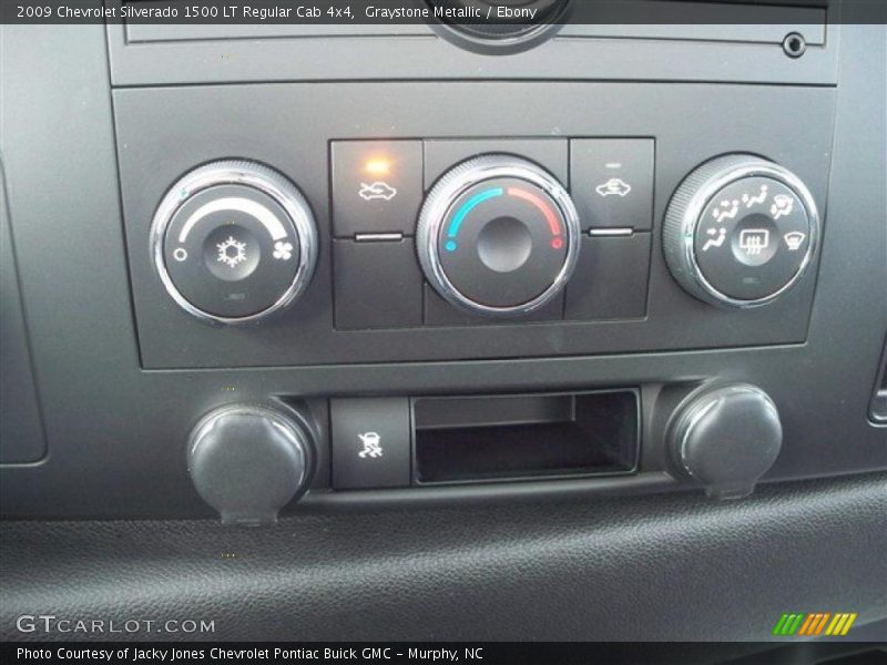 Controls of 2009 Silverado 1500 LT Regular Cab 4x4