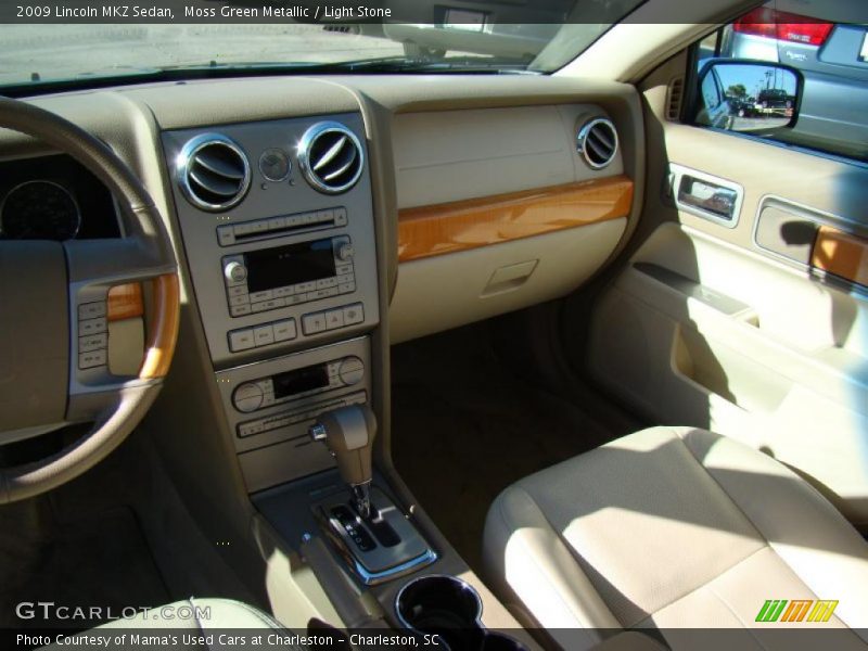 Moss Green Metallic / Light Stone 2009 Lincoln MKZ Sedan