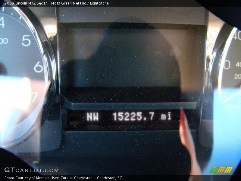 Moss Green Metallic / Light Stone 2009 Lincoln MKZ Sedan