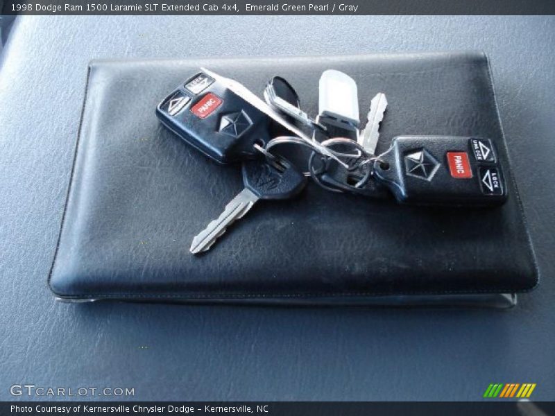 Emerald Green Pearl / Gray 1998 Dodge Ram 1500 Laramie SLT Extended Cab 4x4