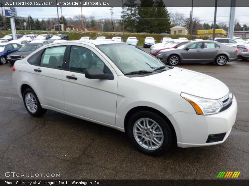 White Suede / Charcoal Black 2011 Ford Focus SE Sedan