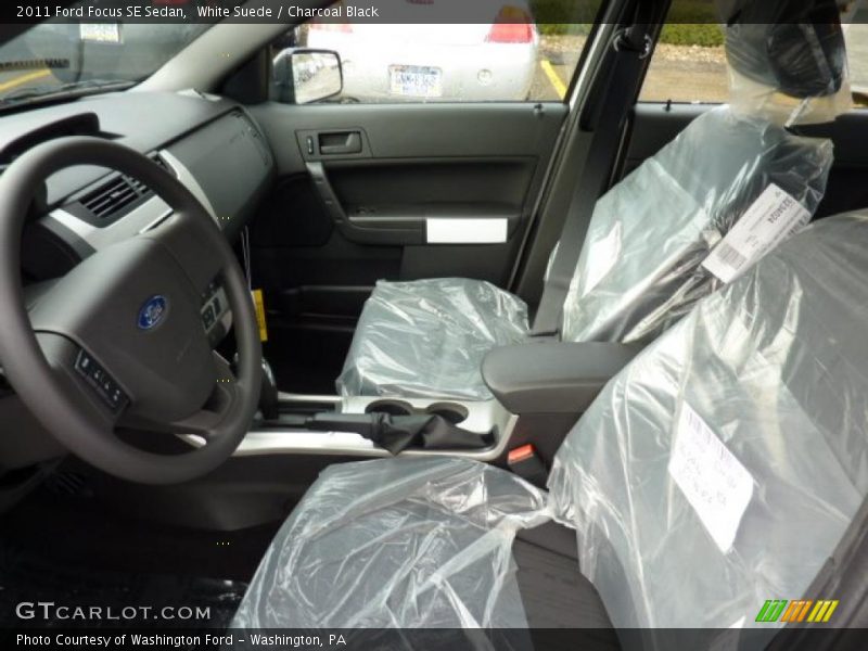 White Suede / Charcoal Black 2011 Ford Focus SE Sedan