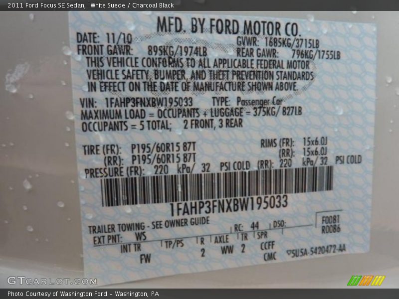 White Suede / Charcoal Black 2011 Ford Focus SE Sedan